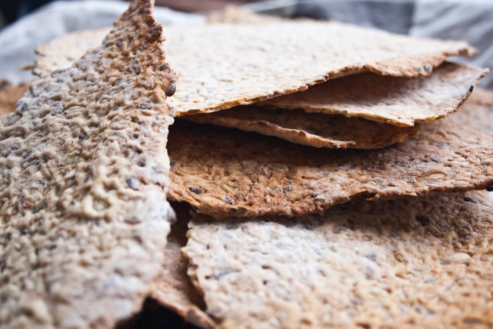 Is Cracker Bread The Answer Might Shock You - v0o9qm0
