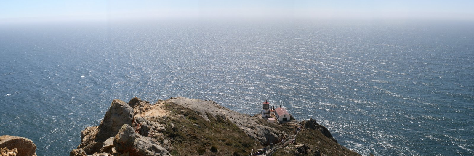 [point_reyes_lighthouse-1.jpg]