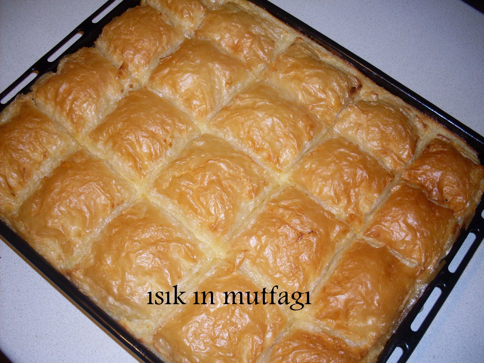 IŞIK�IN MUTFAĞI LAZ BÖREĞİ