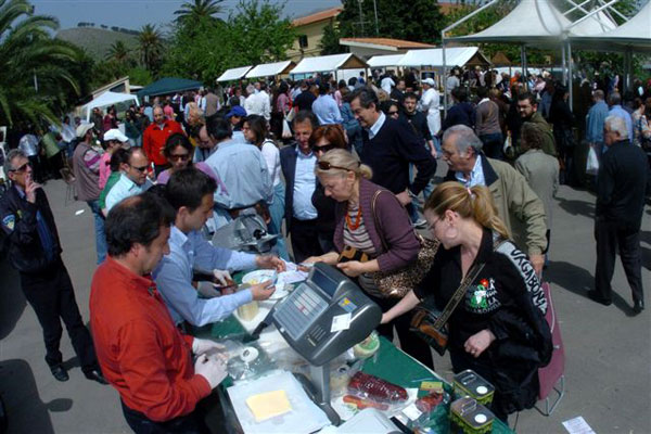[MERCATINO.jpg]