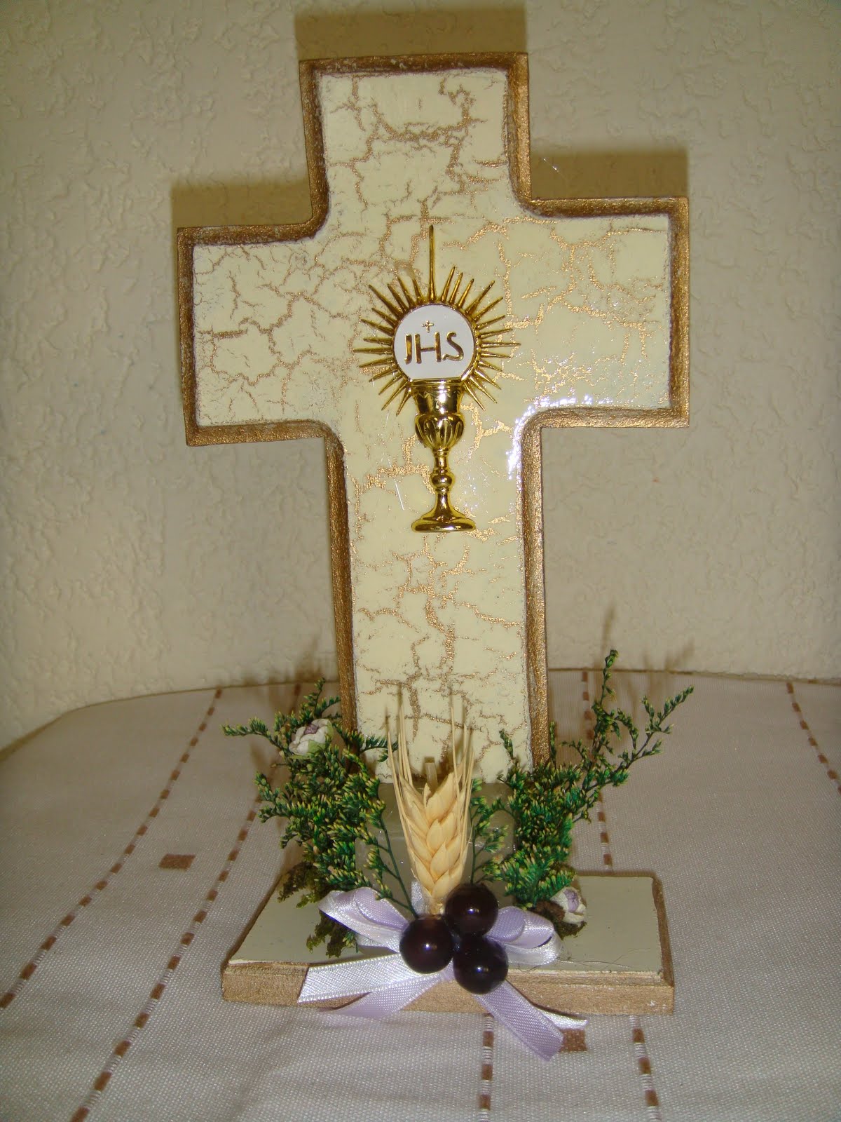 De las manos de mamá: TUTORIAL PARA CRUCES CRAQUELADAS