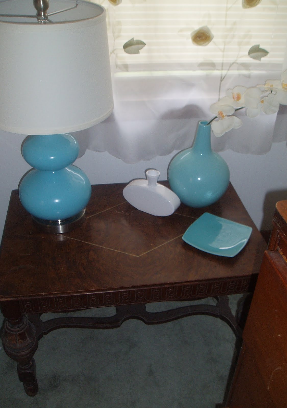 Creative Influences a cute little table