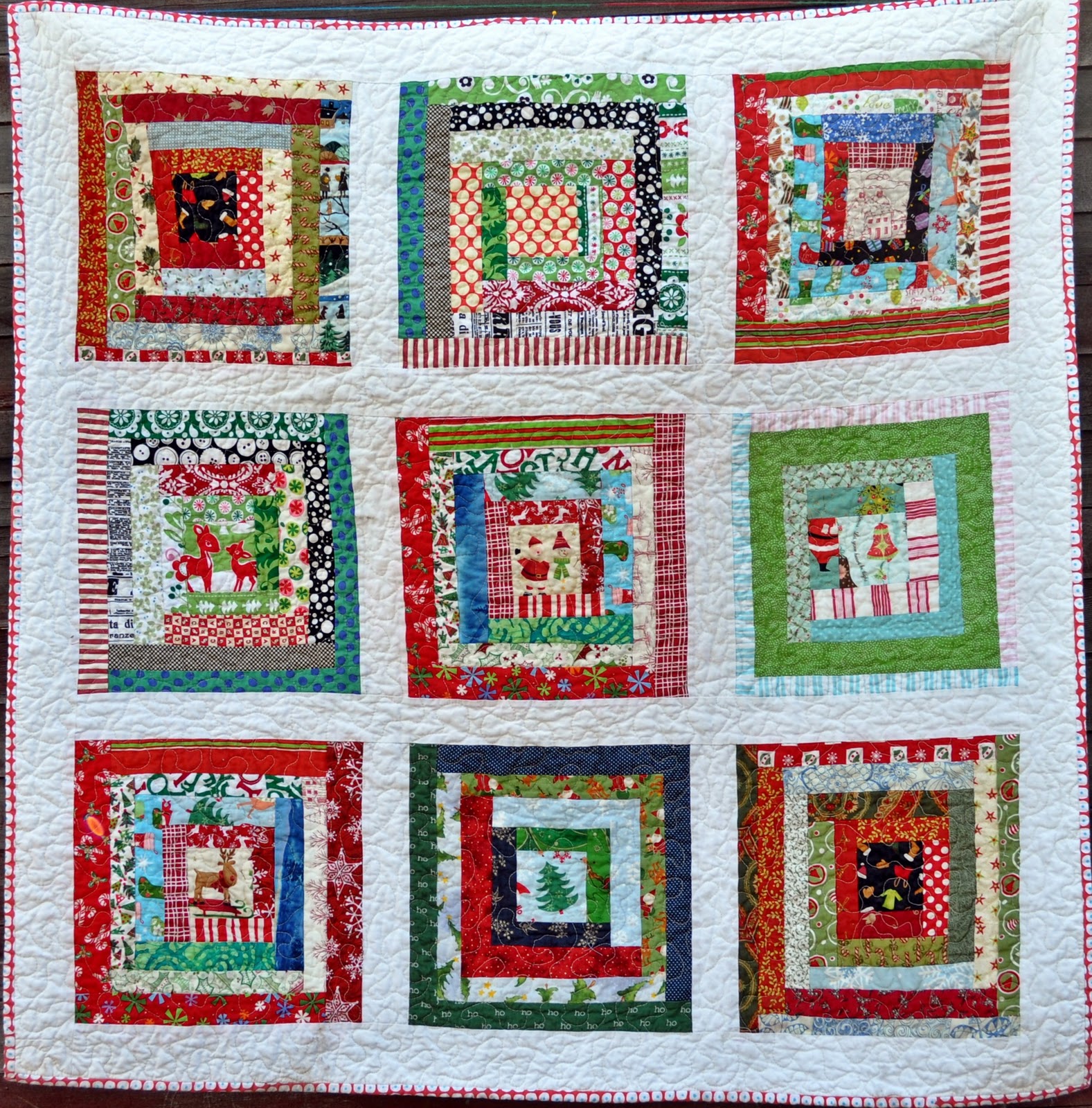 audreypawdrey Scrappy Christmas Quiltfinished!