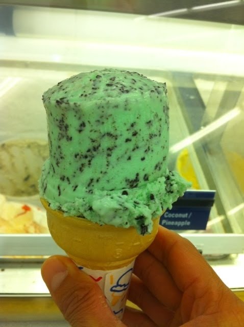 Thrifty Ice Cream scoop! A mint chip cone at home.