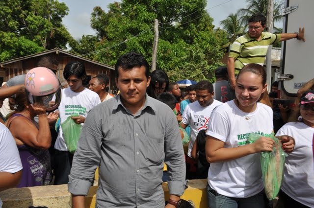 Entrega de peixes a pupolação mucajaiense