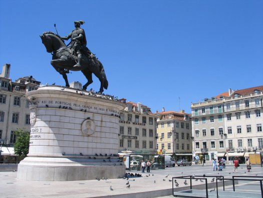 [Praca_da_Figueira_Lisboa_2.JPG]