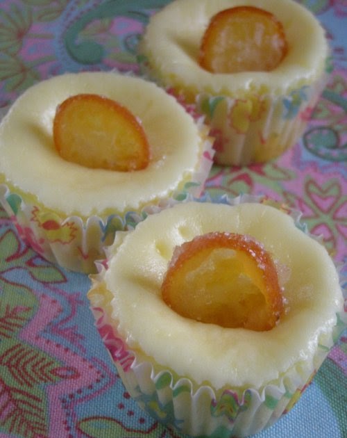 Lori's Lipsmacking Goodness Daring Bakers Cheesecake