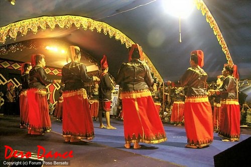 Kumpulan Foto dan Gambar Tari Polopalo