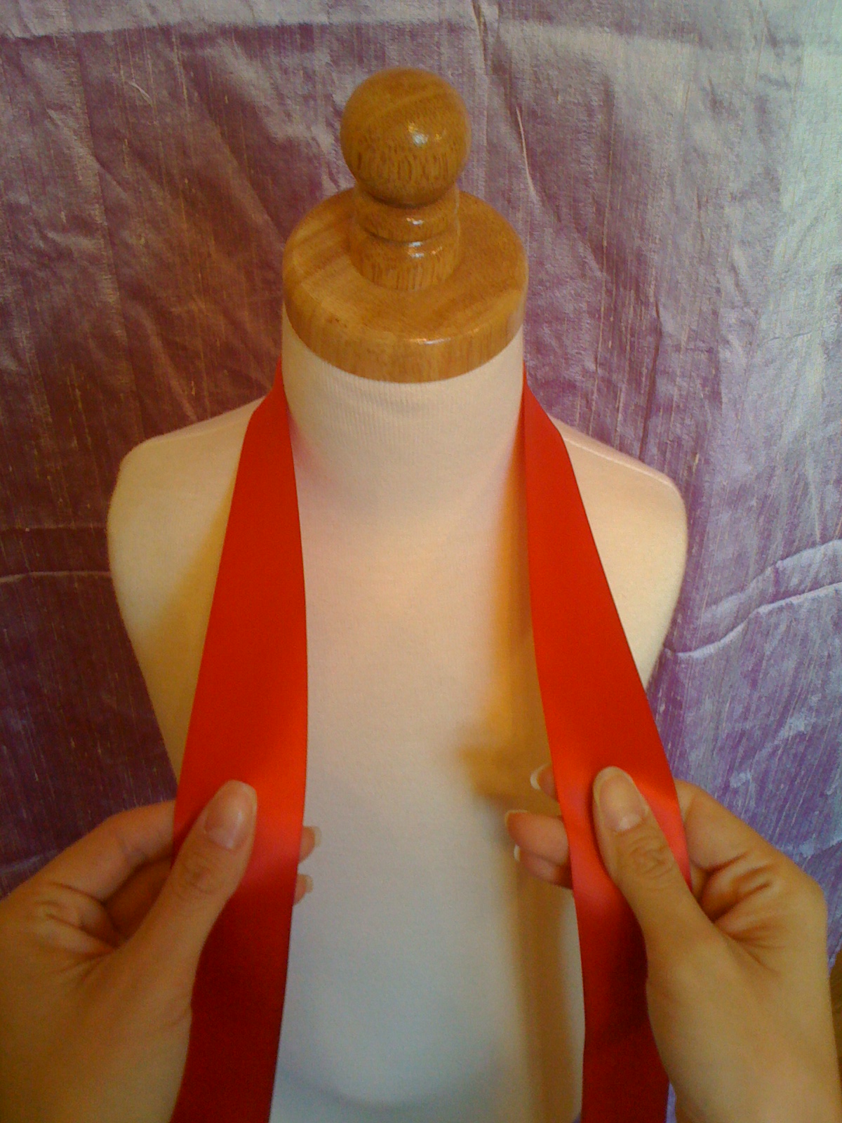 how to tie a pretty christmas bow