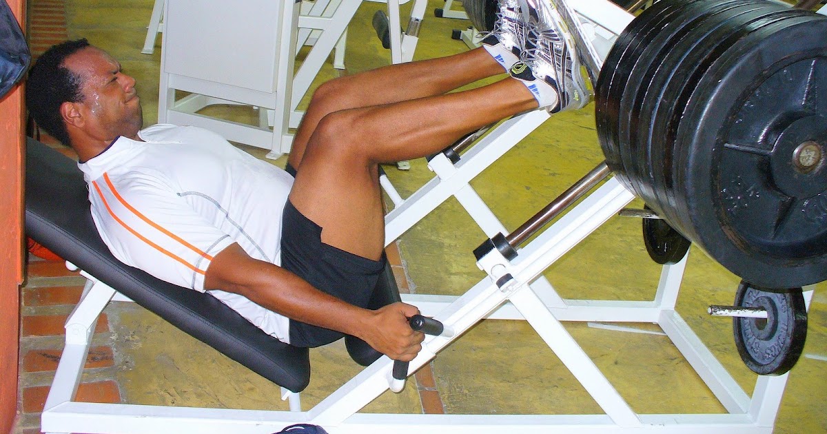 Atletas Extremos: Entrenamiento en el GYM Atletas Extremos: Entrenamiento en el GYM