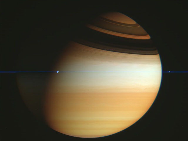 [saturnplane_cassini.jpg]