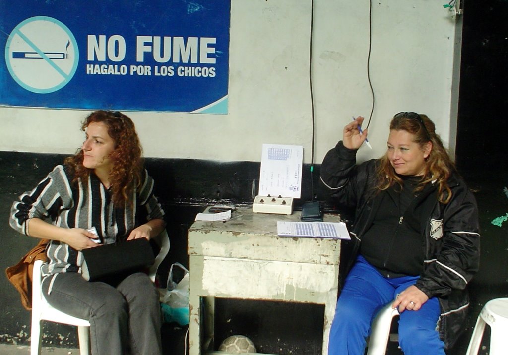 [Delegadas+Mitre+y+All+Boys.JPG]