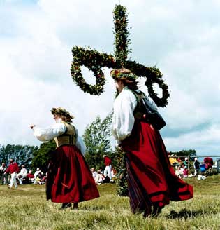 [Midsommar_dans.jpg]