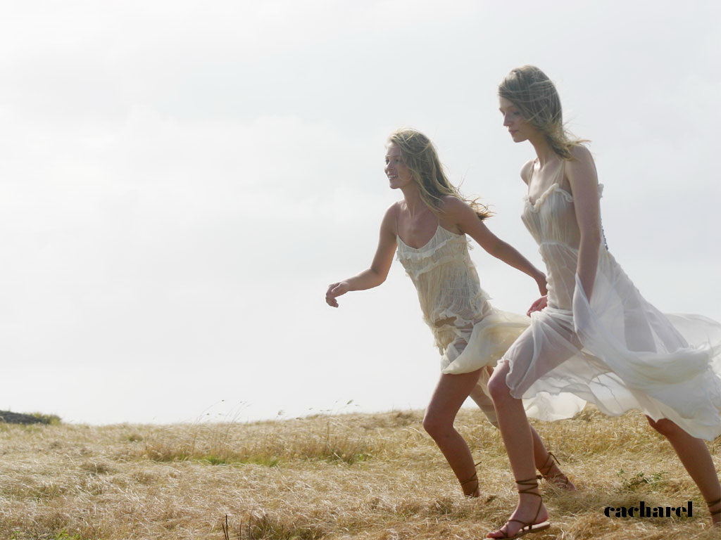 [cacharel-kate+moss.jpg]