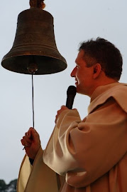 PADRE  MARCELO  ROSSI
