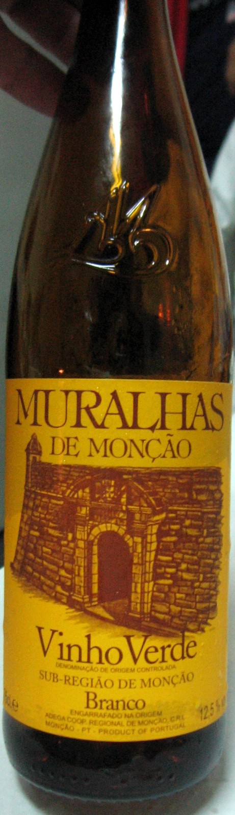 [Muralhas_Moncao07.jpg]