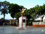 [Plaza_Bolivar_de_Nirgua_by_montcourt.jpg]