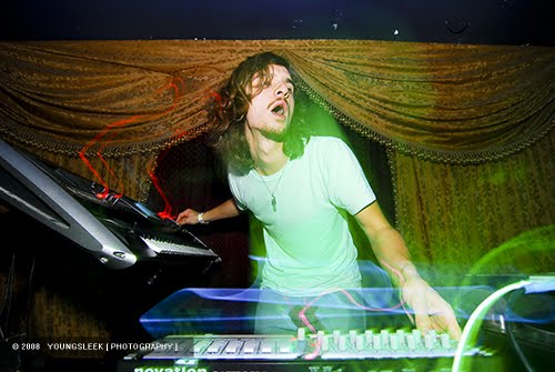 [Keenhouse+Live+3.jpg]