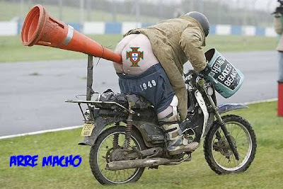 Vuvuzela Master