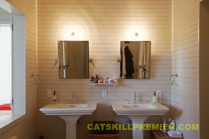 Barn Conversion Photos: Interior - Bathrooms