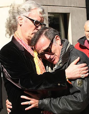 Robin with another Billy.