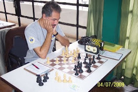 Seqüência dos jogadores de xadrez (n=800) com um ELO superior a 2500.
