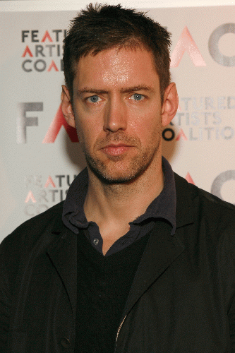 ed-o-brien-confirma-%C3%A1lbum-2010.gif