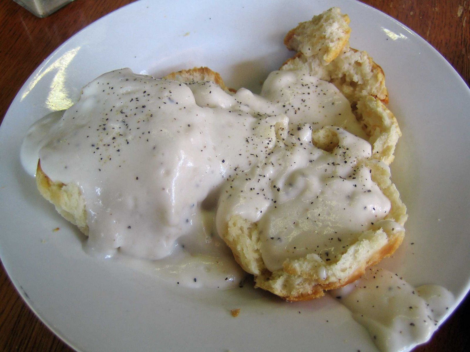 [Biscuits+and+gravy.jpg]