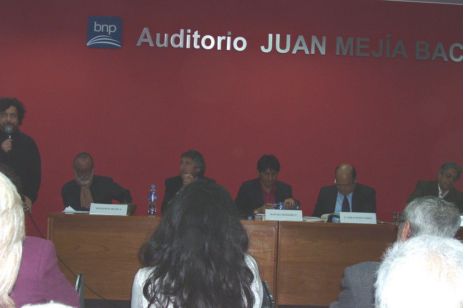[Imagen+presentacion.JPG]