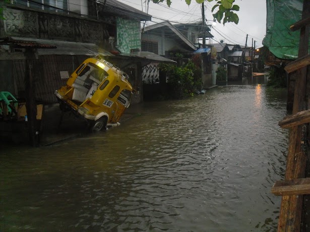 Flashfloods hit 8,088 families in Surigao Norte