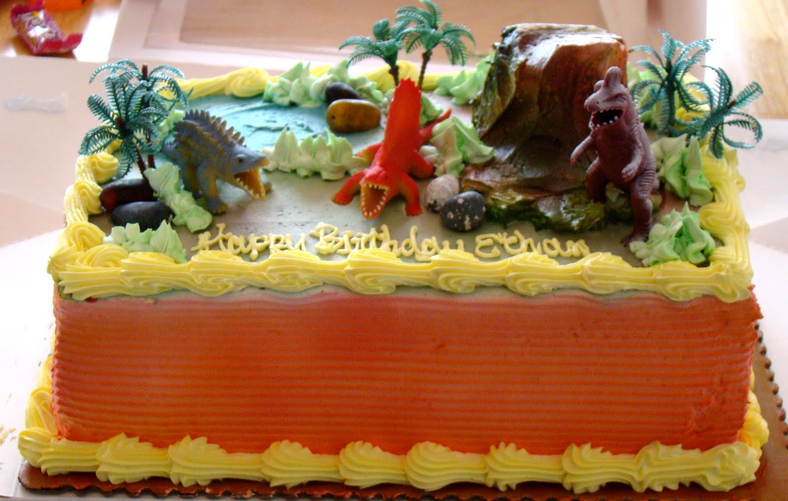 Publix Dinosaur Cake
