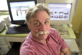 horsley%2Bat%2Bcomputer.jpg