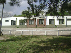 LA ESCUELA