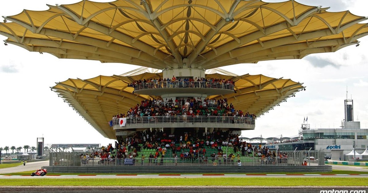 WELCOME TO MALAYSIA: Sepang F1 Circuit