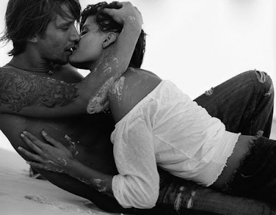 Couples In Love Black And White Wallpaper And Photos