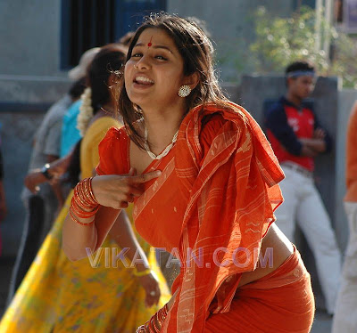 Tamil Actress in Sexy Saree
