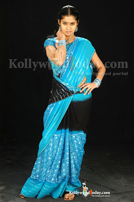 Tamil Actress in Sexy Saree