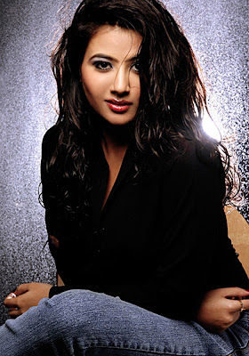 Aarthi khaithan,indian grils,hot  image, hollywood actress