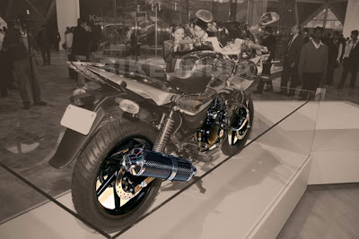 Bajaj+pulsar+220+sf+review