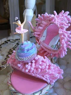 [cupcake+shoes.jpg]