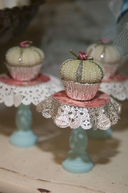 [cupcake+urchins.jpg]