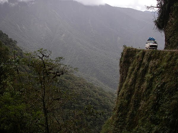 Las carreteras más bellas del mundo. Lapaz+to+Coroico,+Bolivia