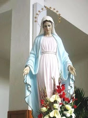Mary-Queen+of+Peace.jpg (10084 bytes)