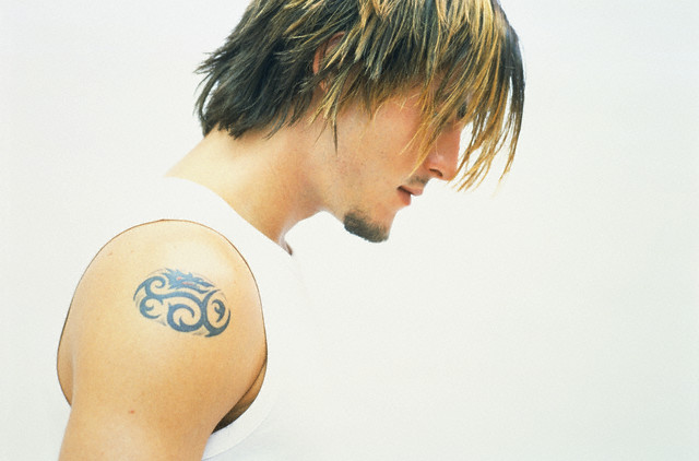 [Shoulder_Tribal_Tattoo.jpg]