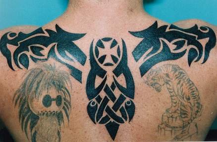 [Upper_Back_Tribal_Tattoo.jpg]