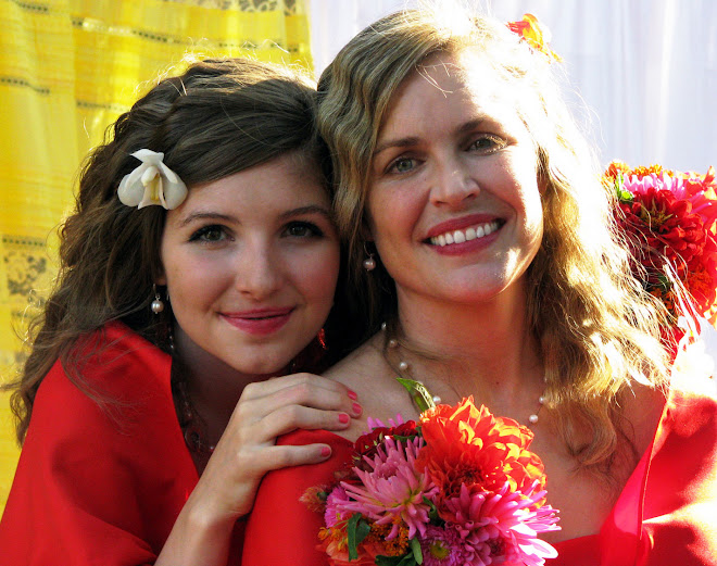 Bride's sister and niece