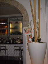MAUD - Restaurant - Cocktail Bar - Art Gallery