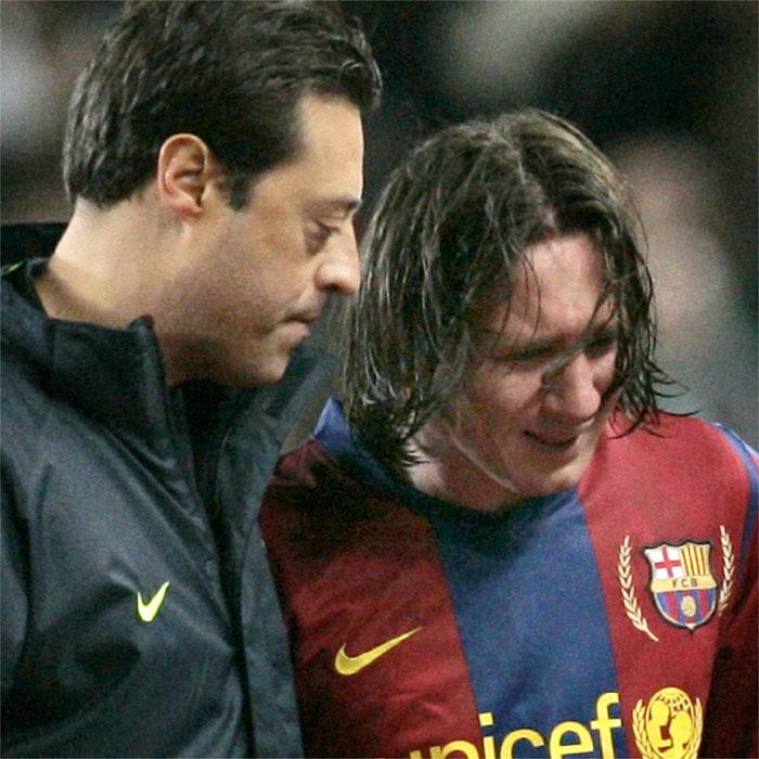 Xavi, 'pillado' en Barça TV: 'Los del Madrid no saben perder, son la hostia' Messi+lloron