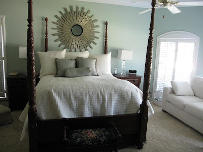 Beds  Mirrors on In This Bedroom  The I O  Metro Mirror   Lamps And Sofa Add A Bit
