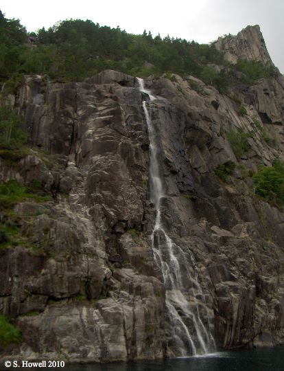 [copyright waterfall norway.jpg]